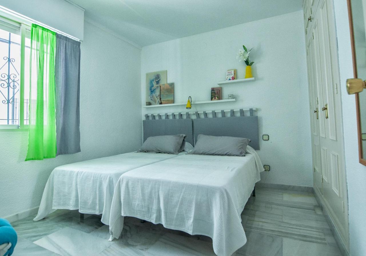 Luminoso Y Fresco Apartamento En 2ª Linea De Playa Fuengirola Exteriér fotografie
